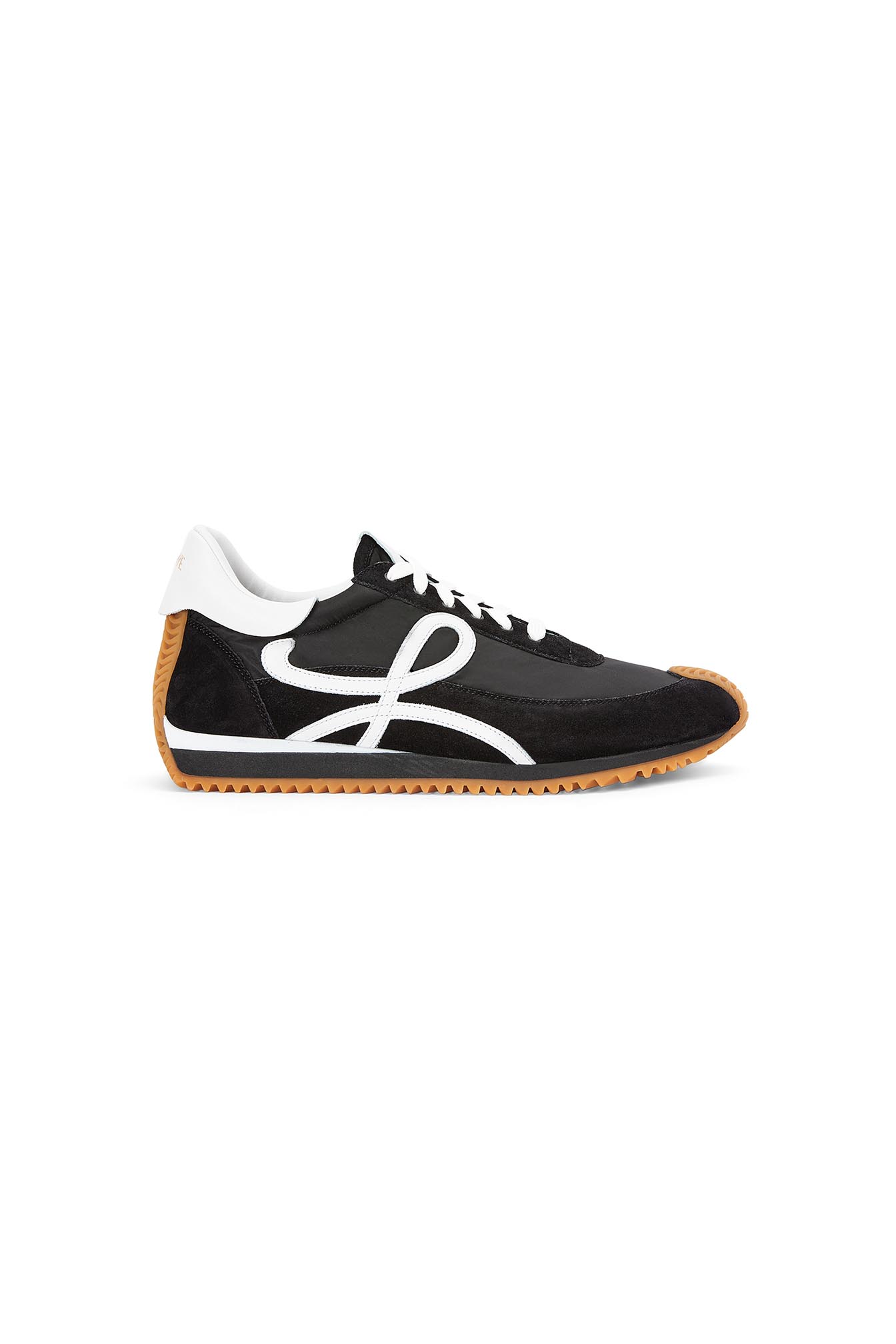 0000_Flow_Runner_in_nylon_and_suede_black_white