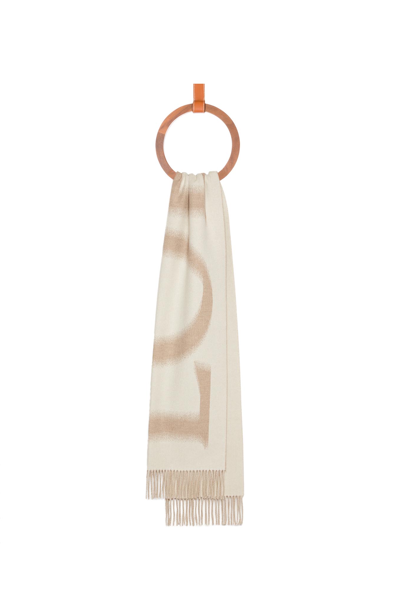 53x10-Blurred-Loewe-Scarf_0000_LOEWE-scarf-in-wool-and-cashmere-WHITE_BEIGE